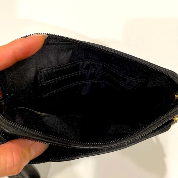 Coach wristlet doublr zips - Picture 7 of 7
